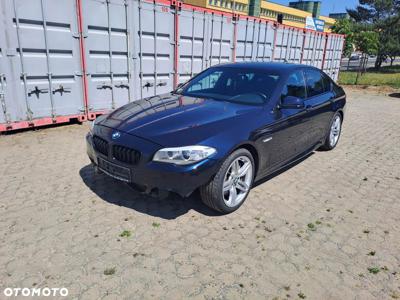 BMW Seria 5 550i Sport-Aut