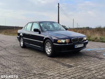 BMW Seria 7 740i