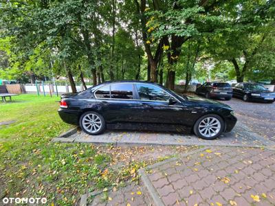 BMW Seria 7 745i