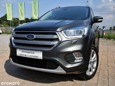 Ford Kuga 1.5 EcoBoost 2x4 Titanium