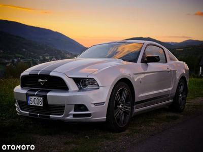 Ford Mustang 3.7 V6 Premium