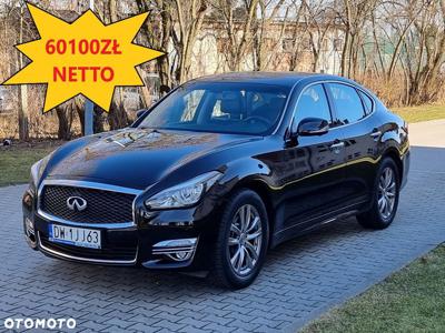 Infiniti Q70