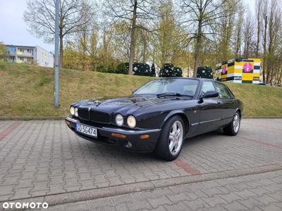 Jaguar XJR Standard