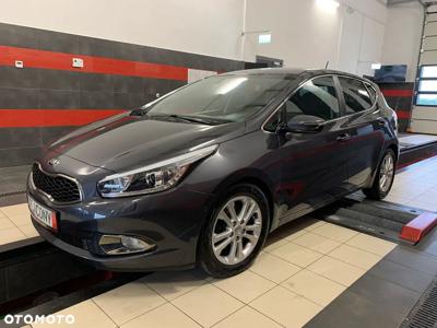 Kia Ceed 1.6 GDI Dream Team Edition