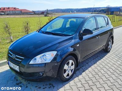 Kia Ceed Cee'd 1.4 Comfort +