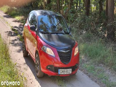 Lancia Ypsilon 1.2 8V Black&Red S&S