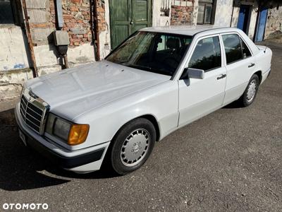 Mercedes-Benz W124 (1984-1993)