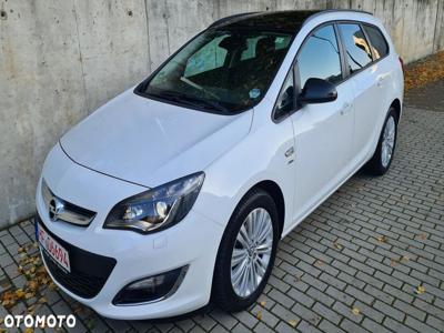 Opel Astra 1.4 Turbo Color Edition