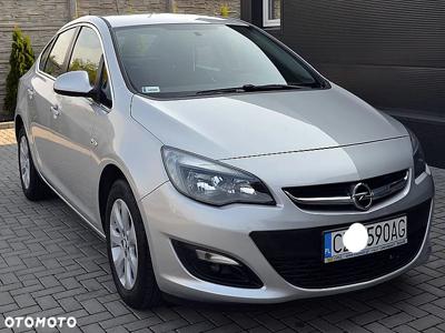 Opel Astra IV 1.4 T Active EU6