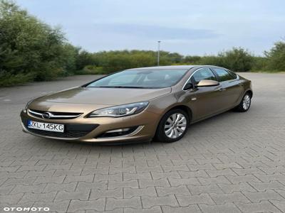 Opel Astra IV 1.4 T Executive