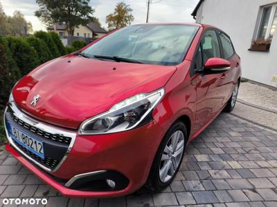 Peugeot 208 PureTech 82 Stop & Start Signature