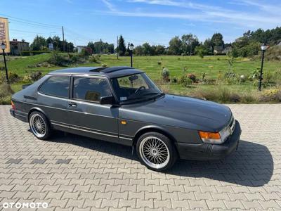 Saab 900