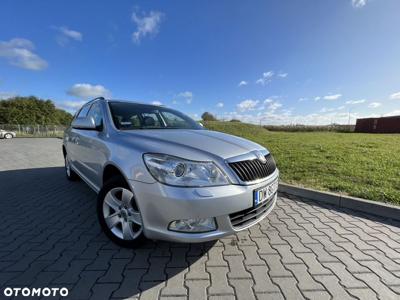 Skoda Octavia Combi 2.0 TDI DPF 4x4 DSG Elegance