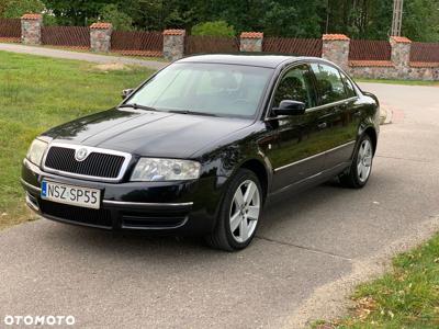 Skoda Superb 2.8 V6 Elegance Tiptr