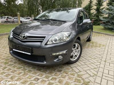 Toyota Auris 1.6 Premium +