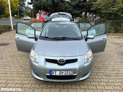 Toyota Auris 1.6 VVT-i Executive