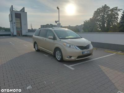 Toyota Sienna 3.5 V6