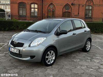 Toyota Yaris 1.0 Terra