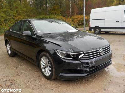 Volkswagen Passat 1.6 TDI SCR DSG Conceptline