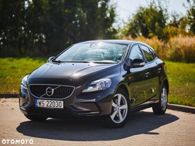 Volvo V40 D2