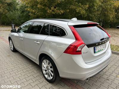 Volvo V60 D2