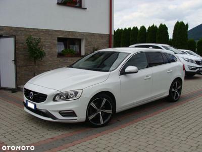 Volvo V60 D3 R-Design