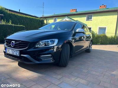 Volvo V60 D4 AWD R-Design