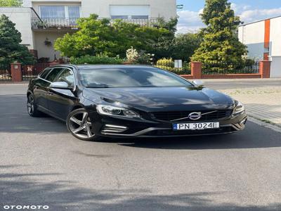 Volvo V60 D5 Drive-E R-Design Momentum