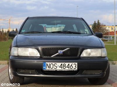 Volvo V70 2.0