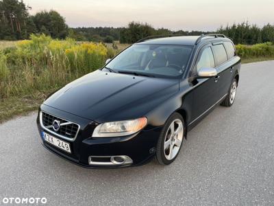 Volvo V70 2.5T R-Design