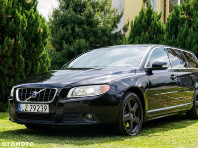 Volvo V70 3.2 Summum