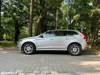 Volvo XC 60 D3 Drive-E Momentum