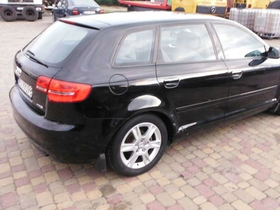 Audi A3 8P Hatchback 3d 1.2 TFSI 105KM 2010