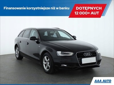 Audi A4 B8 Avant Facelifting 2.0 TDI 143KM 2012