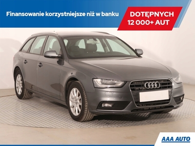 Audi A4 B8 Avant Facelifting 2.0 TDI 150KM 2013