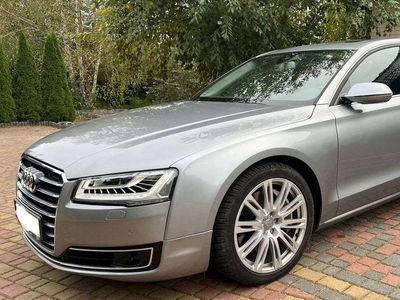 Audi A8 D4 Sedan 4.2 TDI 350KM 2012