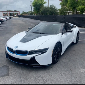 BMW i8