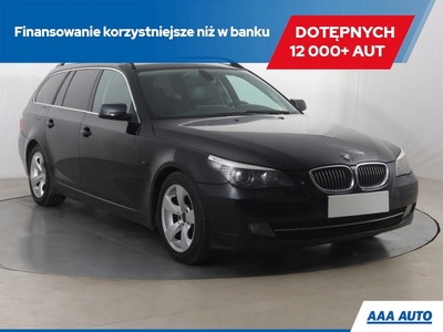 BMW Seria 5 E60 Touring 525 i 218KM 2008