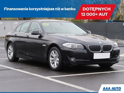 BMW Seria 5 F10-F11 Limuzyna 530d 258KM 2011