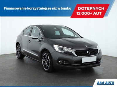 DS 4 I Hatchback Facelifting 2015 1.2 PureTech 131KM 2016