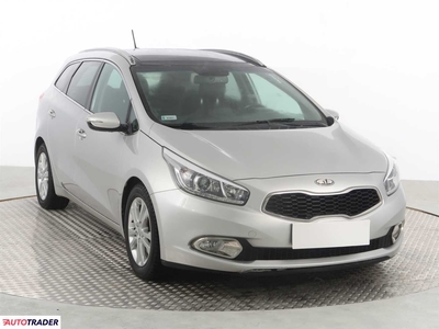 Kia Ceed 1.6 126 KM 2014r. (Piaseczno)