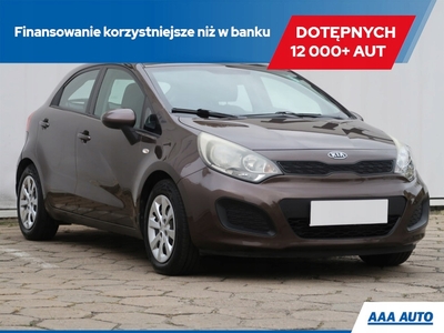 Kia Rio III Hatchback 3d 1.1 WGT 75KM 2012