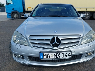 Mercedes C 200