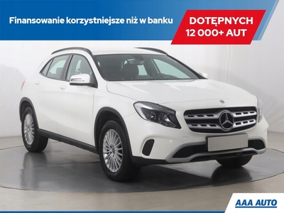 Mercedes GLA I Off-Roader Facelifting 1.6 180 122KM 2019