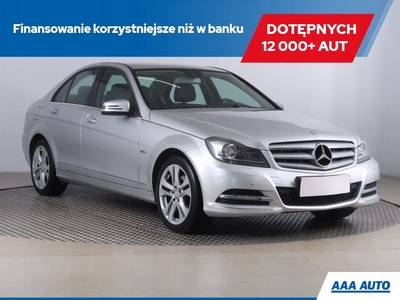 Mercedes Klasa C W204 Limuzyna 2.2 220 CDI BlueEfficiency 170KM 2012