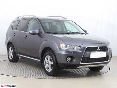 Mitsubishi Outlander 2.0 138 KM 2010r. (Piaseczno)