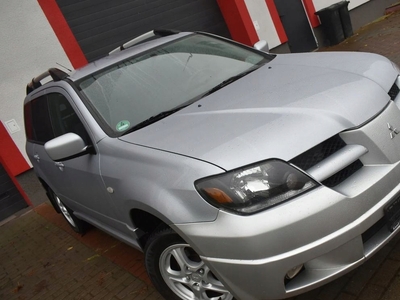 Mitsubishi Outlander I 2.0 i 16V 136KM 2003