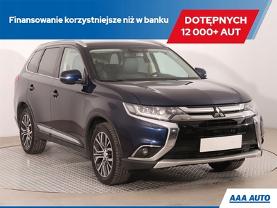 Mitsubishi Outlander III SUV Facelifting 2015 2.2 DI-D 150KM 2015