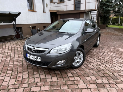 Opel Astra J Hatchback 5d 1.4 Turbo ECOTEC 140KM 2010