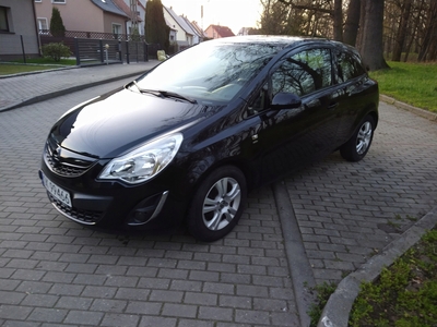 Opel Corsa D Hatchback 1.2 Twinport ECOTEC 70KM 2011